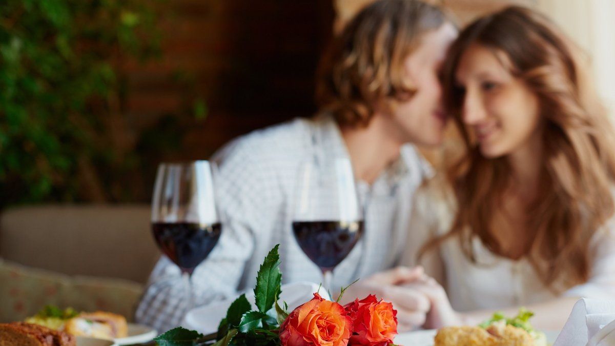 Аренда романтики: как День всех влюбленных стал отражением социальных тревог