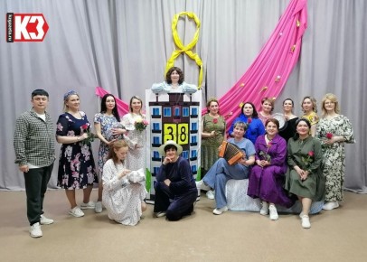 Соседские тайны на сцене