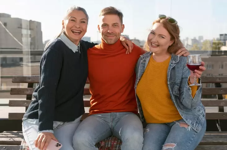 Треугольная драма: как любовь втроём разрушает чувства